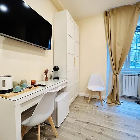 Domus Altino بيت ضيافة روما